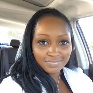 Meet your Posher, Tolani